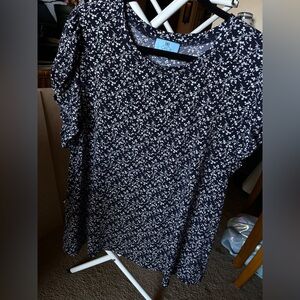 CeCe Navy and White Floral Blouse